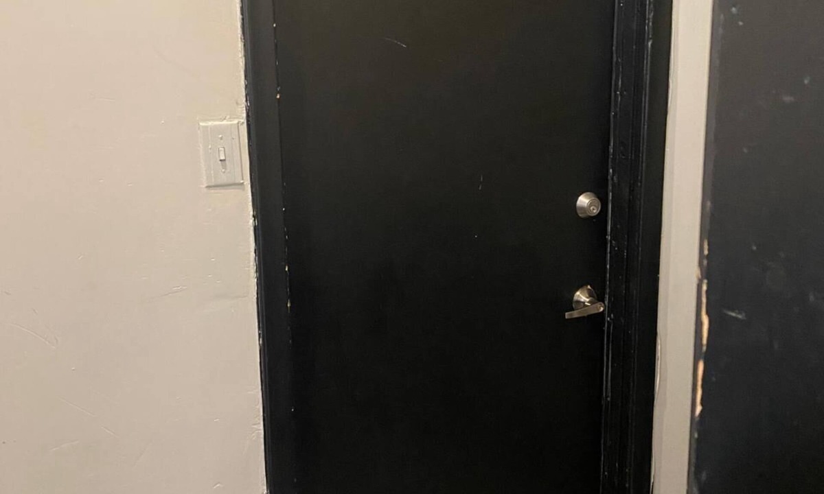 Bowmanville Apartment | Downtown Apartment 2/3 People