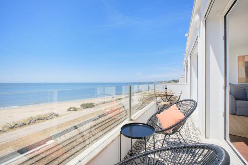 Alges Apartment | Dreamy Sea View Balcony