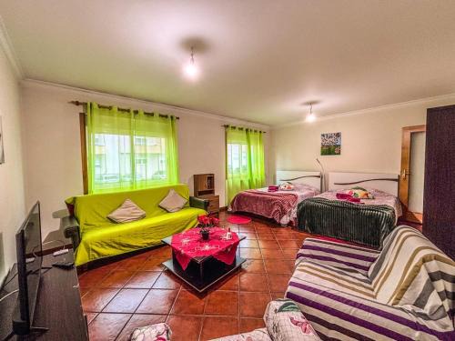 Braganca Apartment | Family holiday home new beds