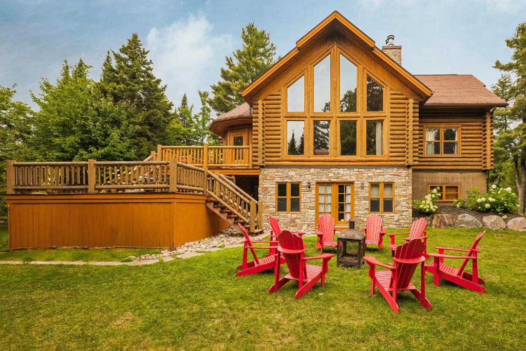 Fiddler Lake Resort Ski Chalet | Fiddler Lake Resort Chalet 48 Deer