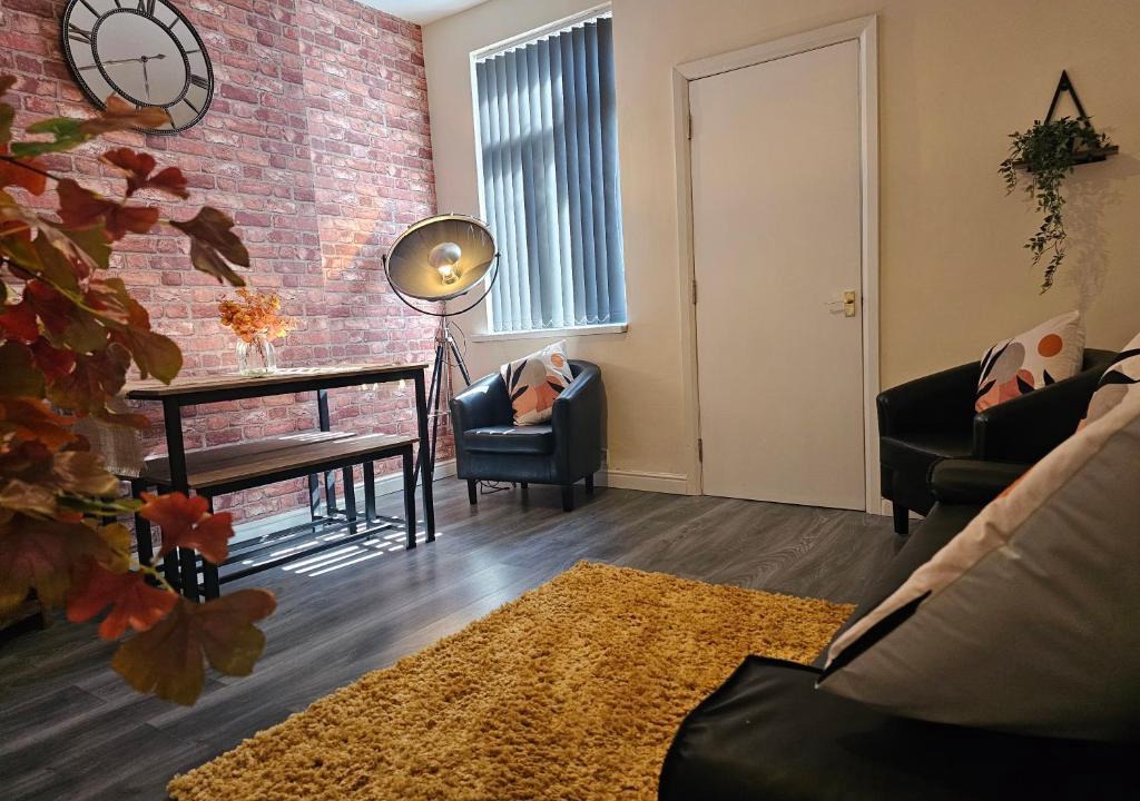Alvaston House | Fife House - 4 Bedroom Contractor Accommodation in Derby