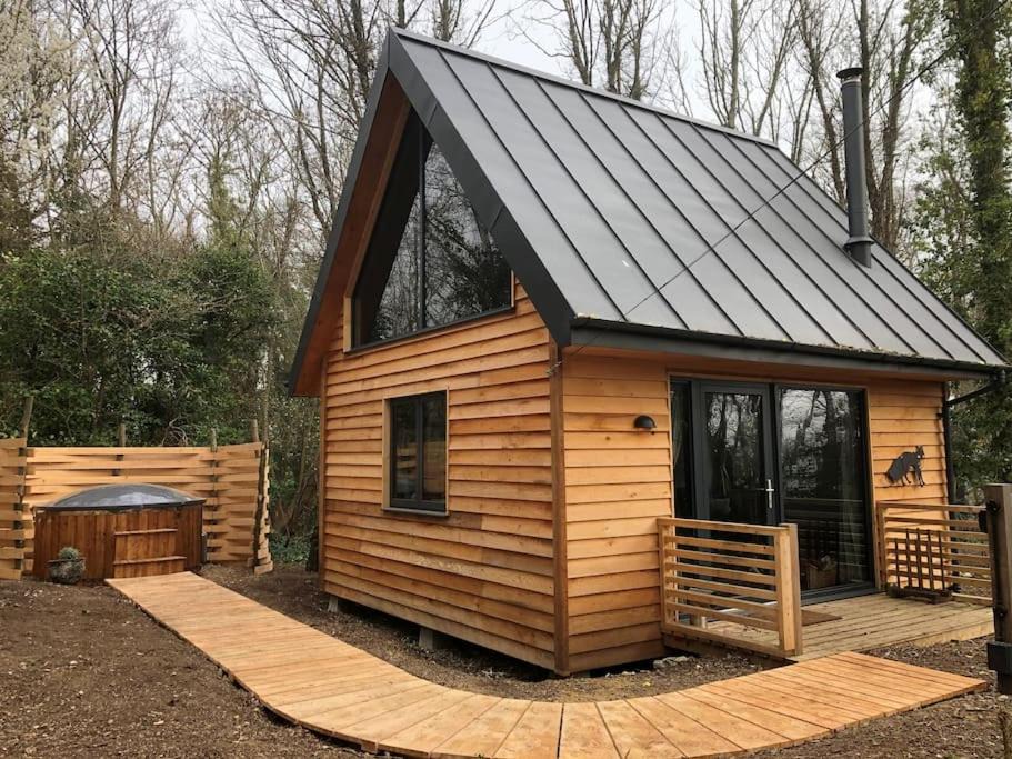 Alfriston Apartment | Foxes Hollow - Woodland Cabin - Alfriston