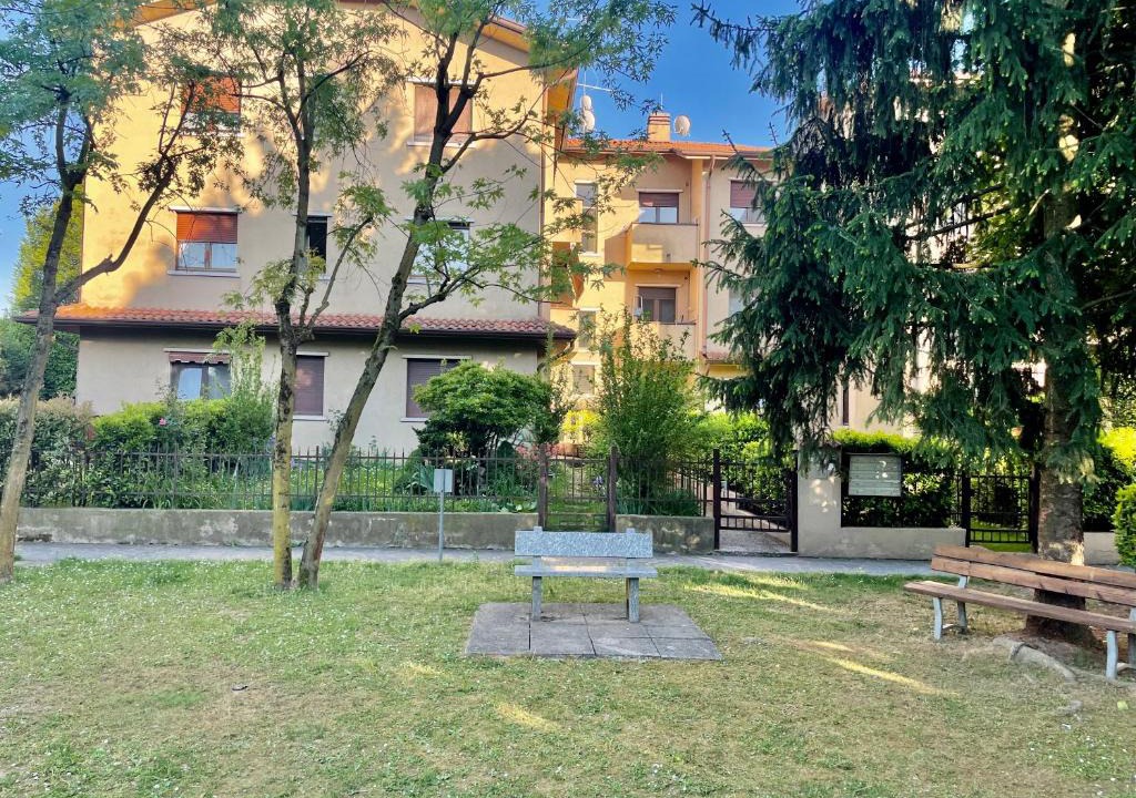 Lesmo Apartment | Grazioso appartamento in residence a due passi dal parco e autodromo di Monza con posto auto
