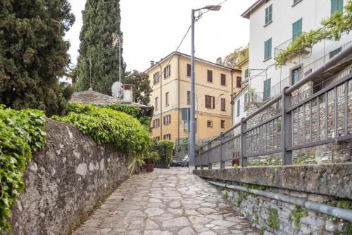 Moltrasio Apartment | GuestHost - Il Cedro - Cozy House for 4