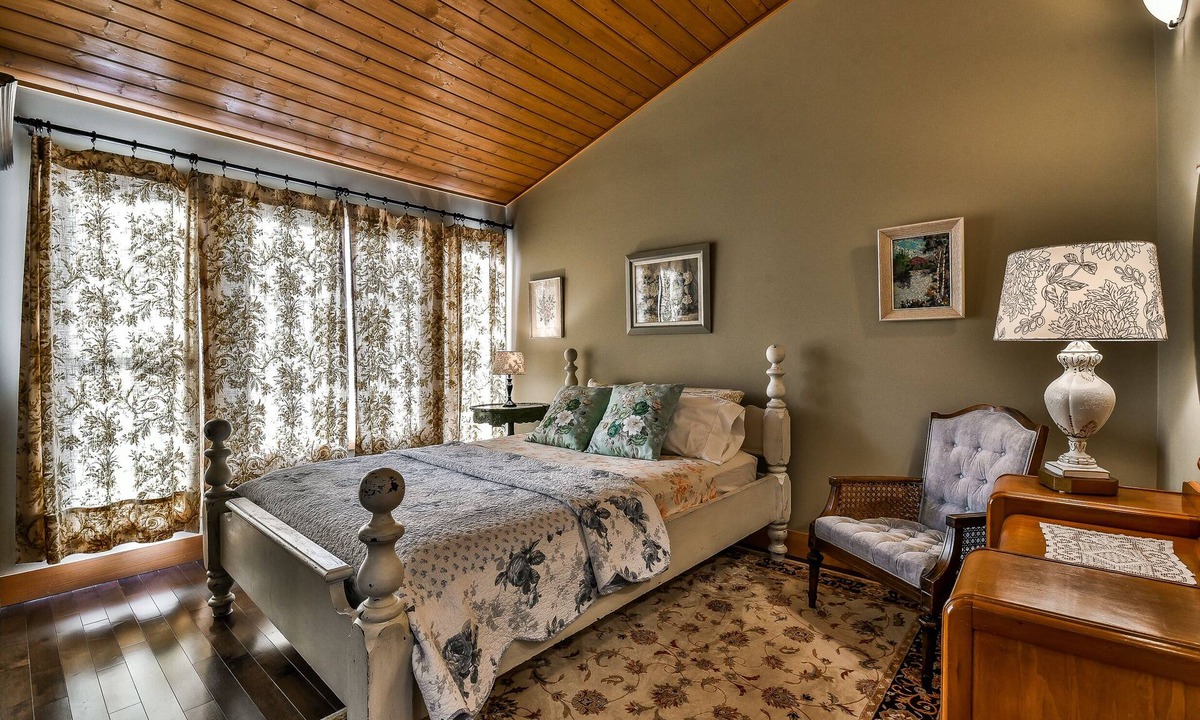 Agassiz Cottage | Harrison Charming Country Cottage