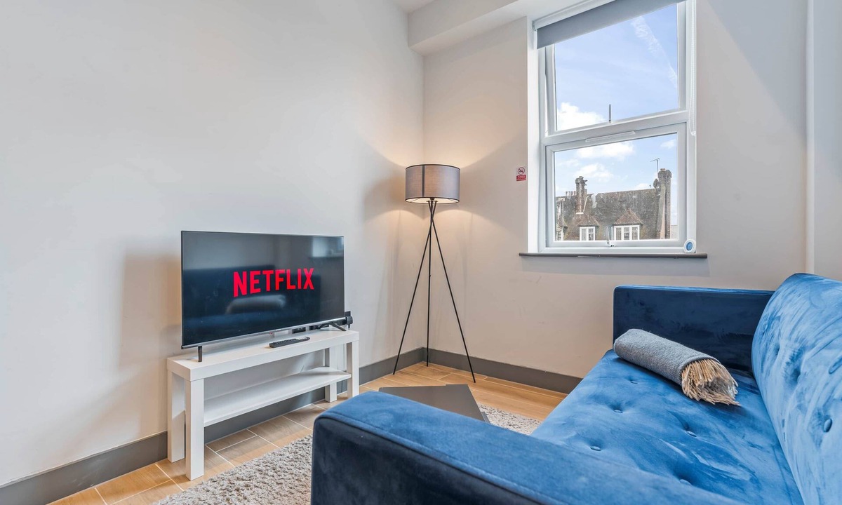 West Finchley Apartment | High Luxe Stay in London