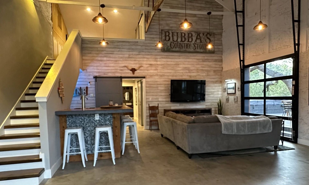 Austin House | Hill Country Modern Barndominium