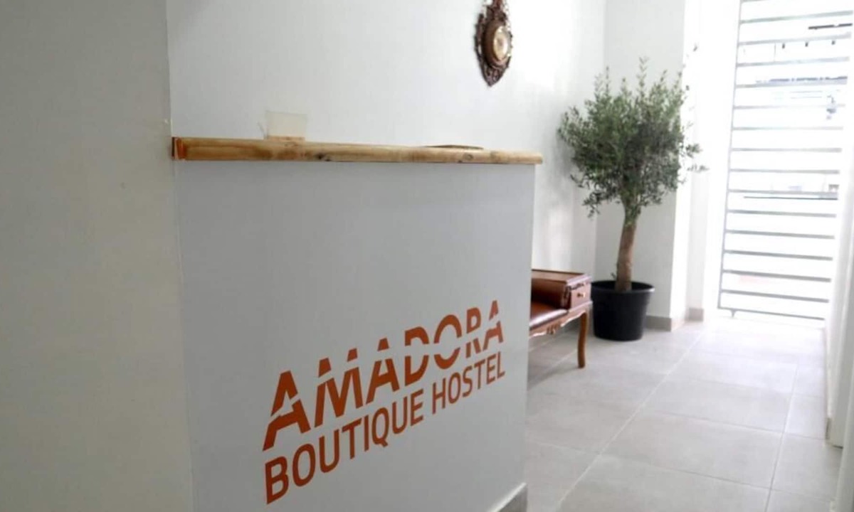 Mina Cabin | Hostel Acolhedor Situado no Coração da Amadora!