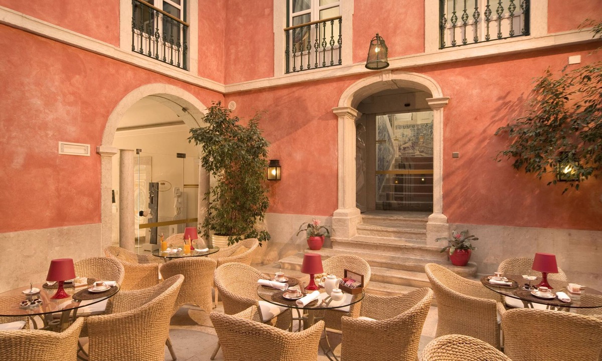 Sao Sebastiao da Pedreira Hotel | Hotel Real Palacio