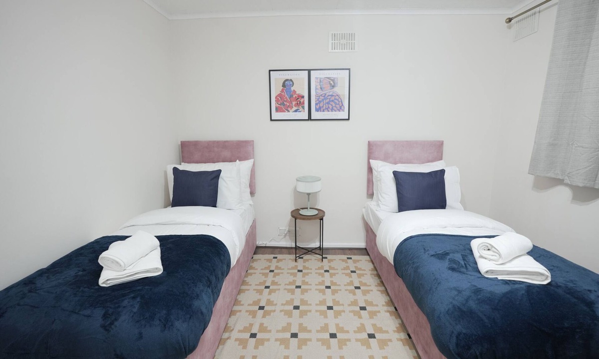 Sudbury Apartment | Ideal for contractors, relocaters, families