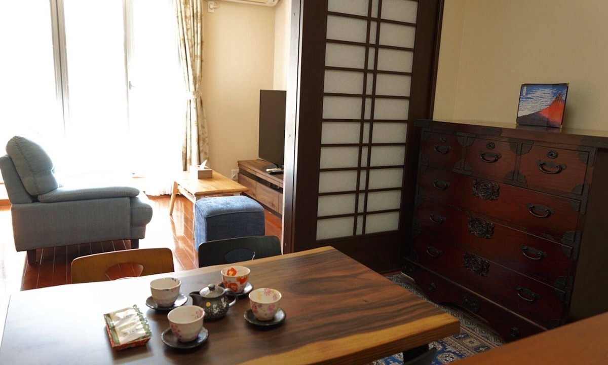 Shimogyo House | JingyiSeikou Whole house charter Perfect for l/Kyoto Kyōto