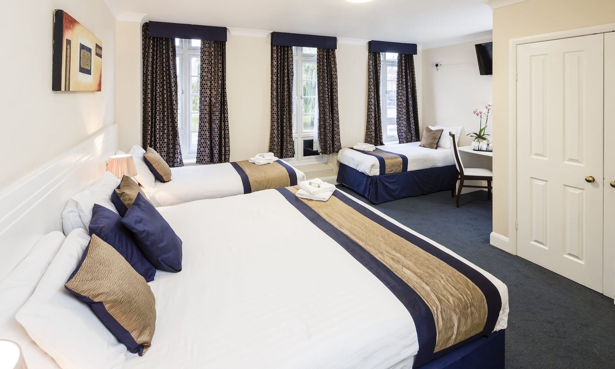 Kingsbury Bed & Breakfast | Kingsland Hotel