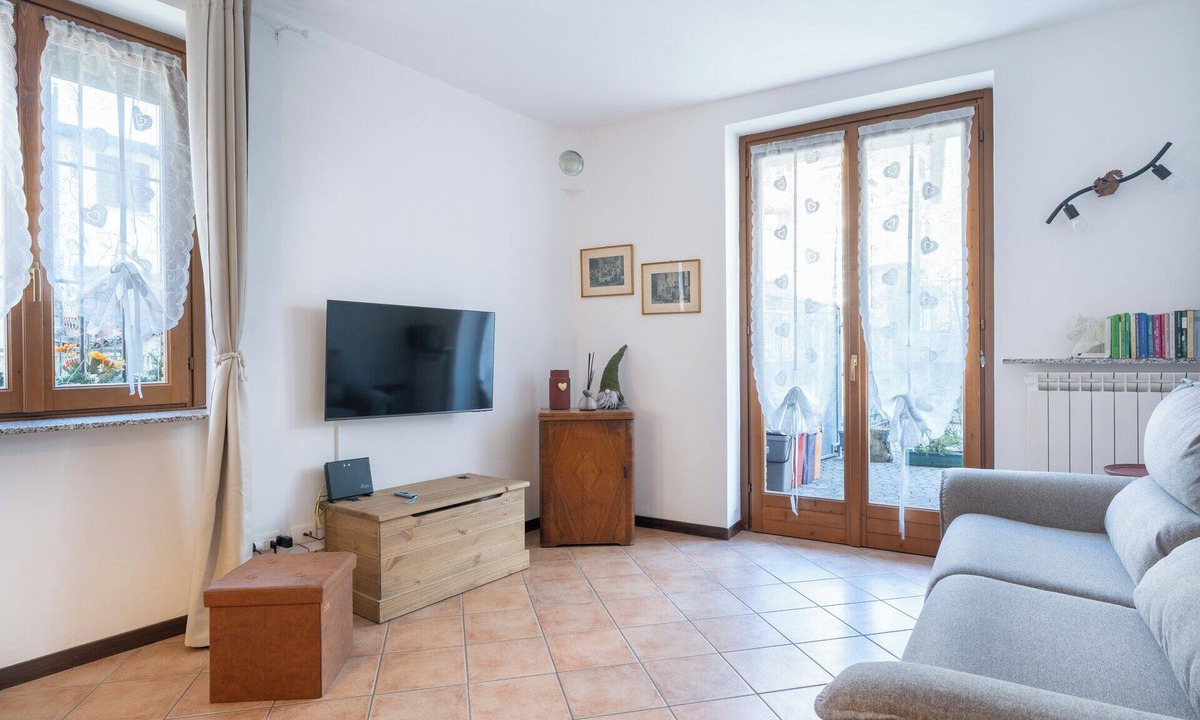 Cremeno Apartment | La Corte della Fontana