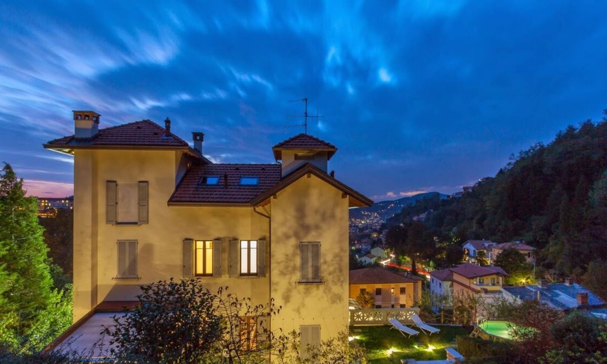 Como Apartment | La Villa Varenna