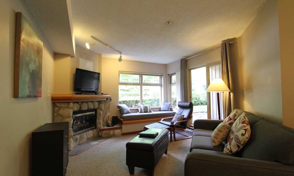 Whistler Creekside Condo | Lake Placid #121 | 1 Bedroom Creekside Condo with Kitchen and Fireplace