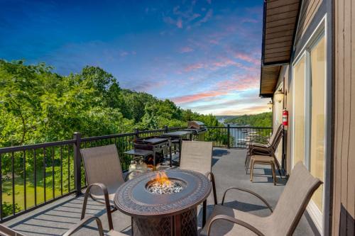 Osage Beach House | Lake-View Osage Beach Resort Home w/Game Room!
