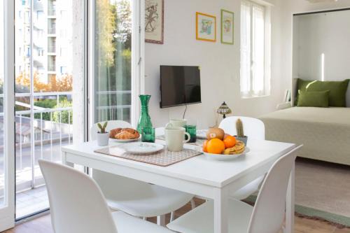 Rottole Apartment | Lambrate Design District Balcone WiFi