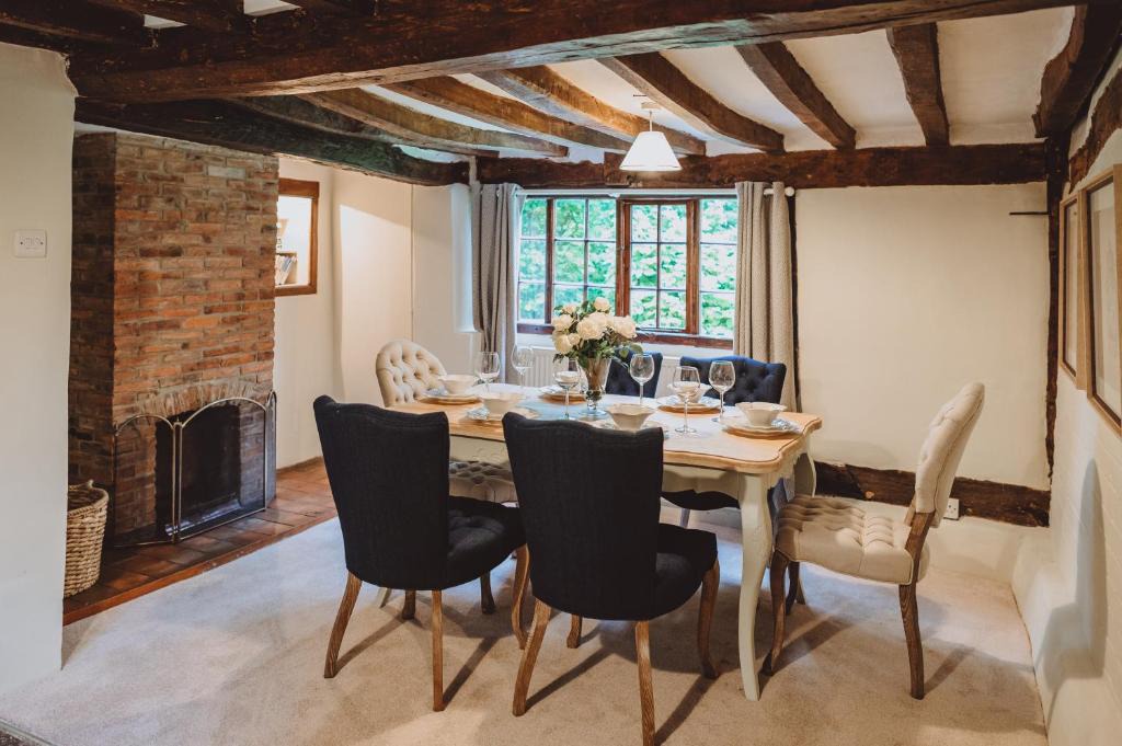 Loughborough House | Laundry Cottage