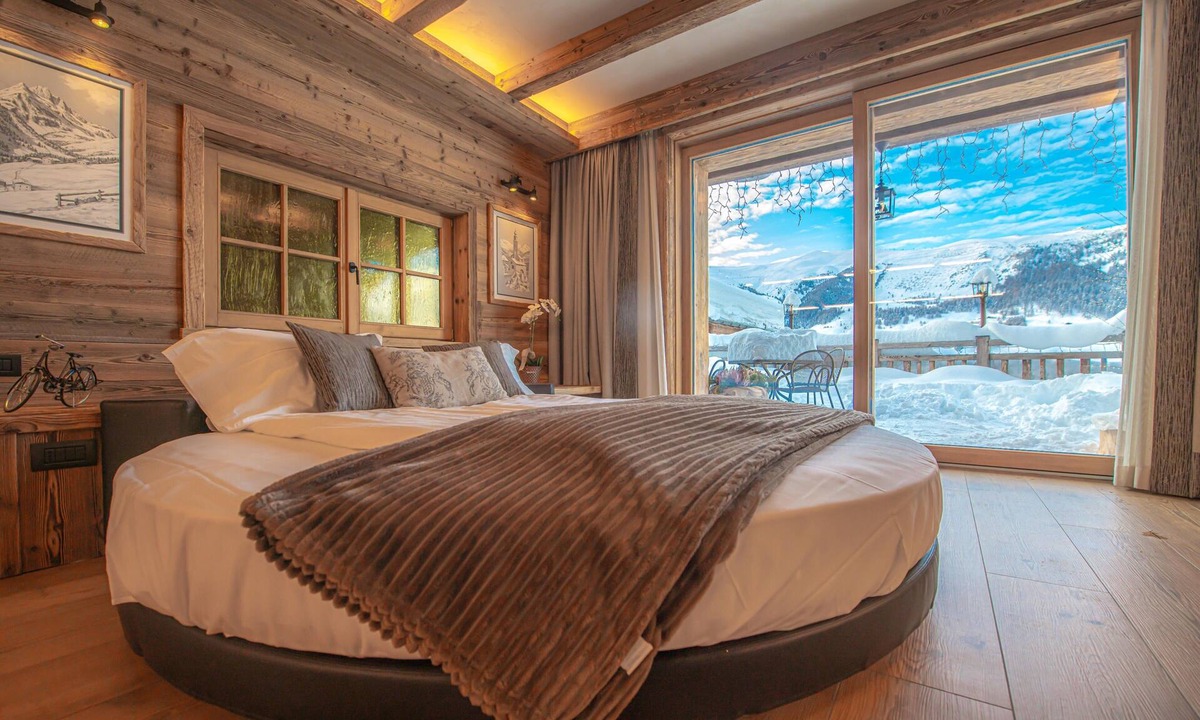 Valtellina Apartment | 'Le Chalet Suite' with mountain view, private terrace and Wi-Fi