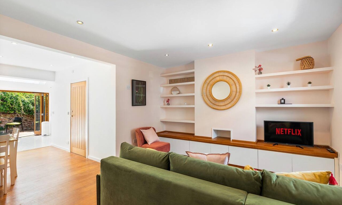 Brighton House | Leafy Haven | By My Getaways
