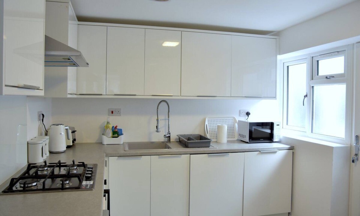 Oadby Apartment | LINDRICK VILLA 3BD BUNGALOW