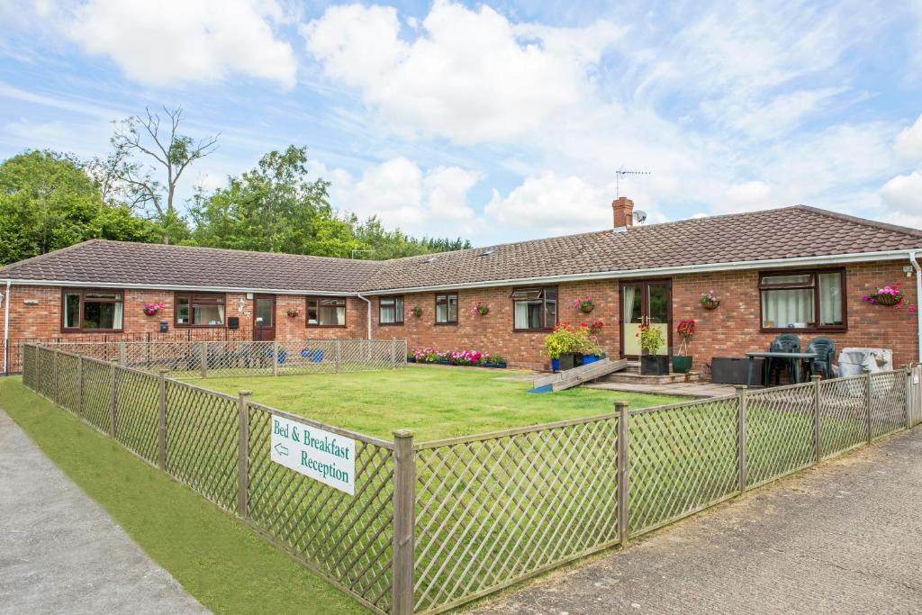 Takeley Bed & Breakfast | Little Bullocks Farm