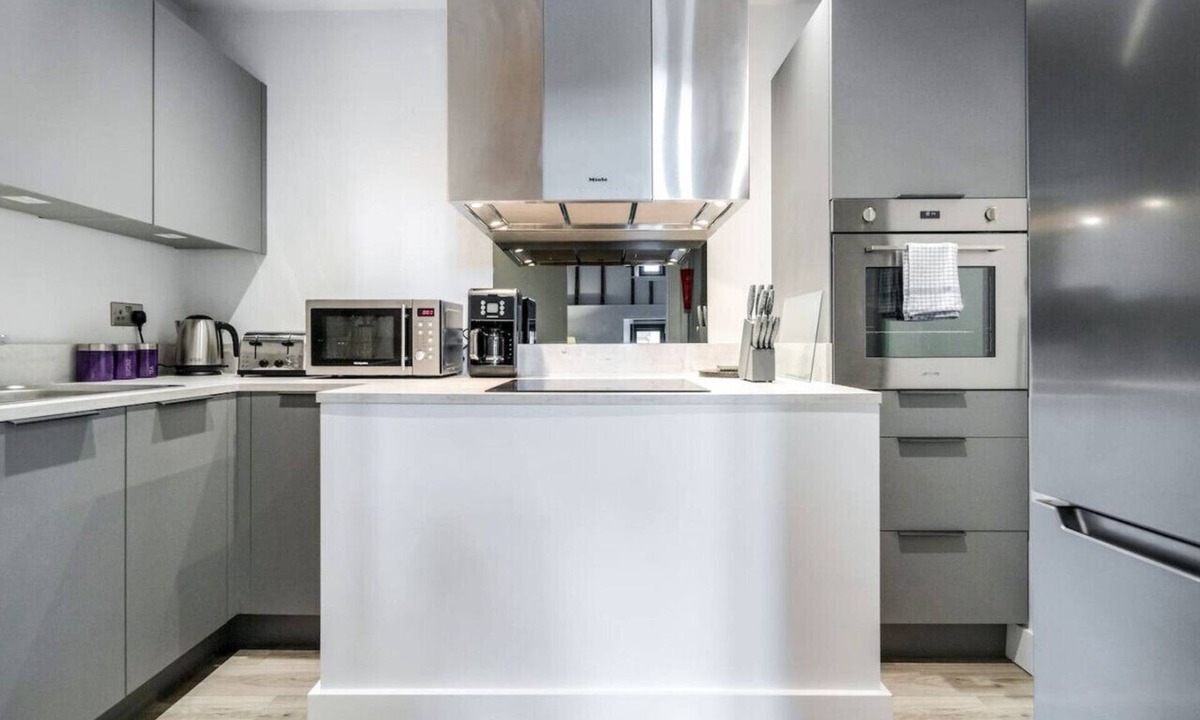 Bishop's Stortford Apartment | Loft 3 stunning loft style apartment near Stansted
