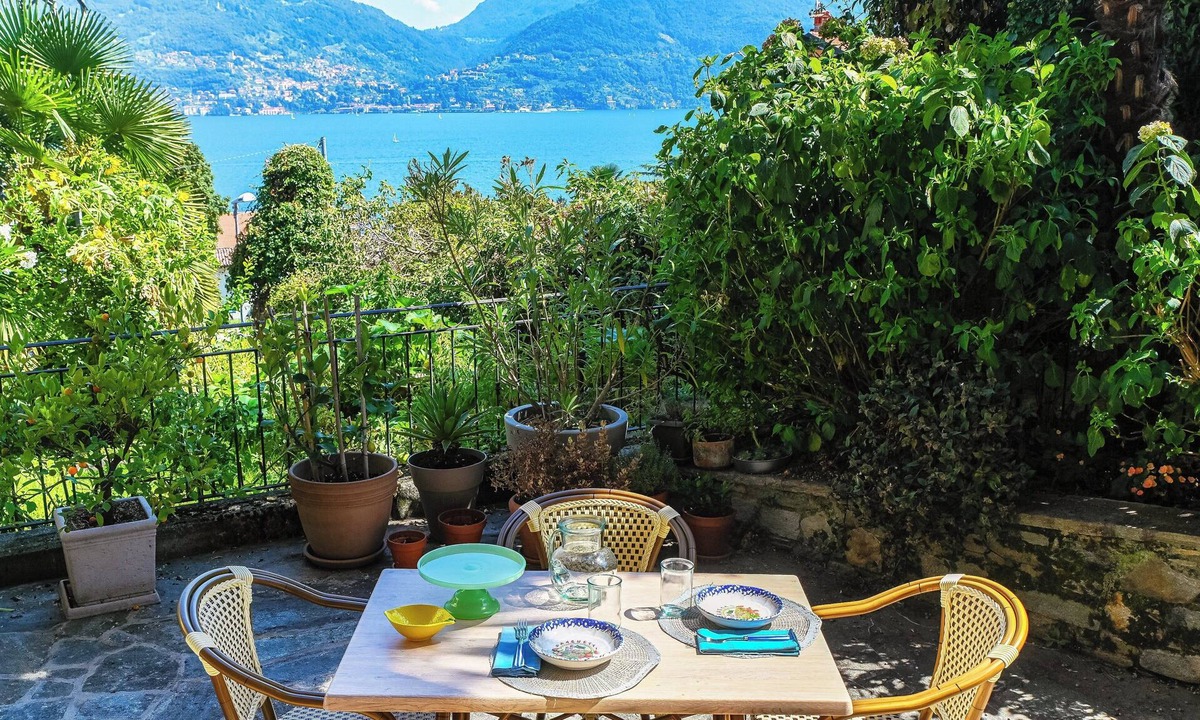 Santa Maria - Rezzonico Apartment | Lost in Paradise