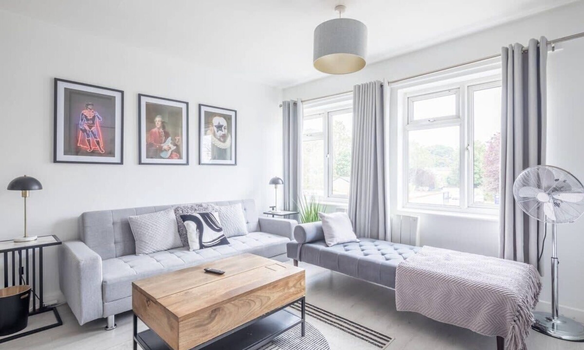 Cherry Hinton Apartment | Lovely 2 bedroom apartment - ideal location!