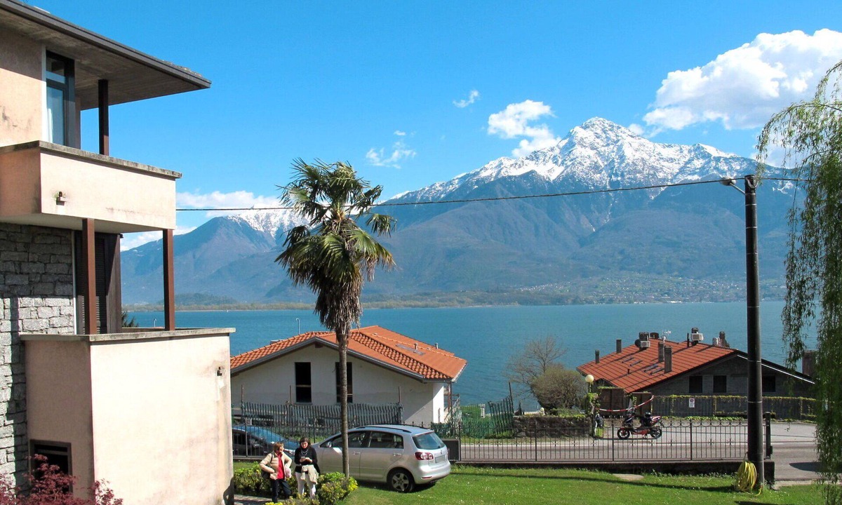 Aurogna Apartment | Lovely apartment for 9 guests with WIFI, hot tub, TV, patio and pets allowed