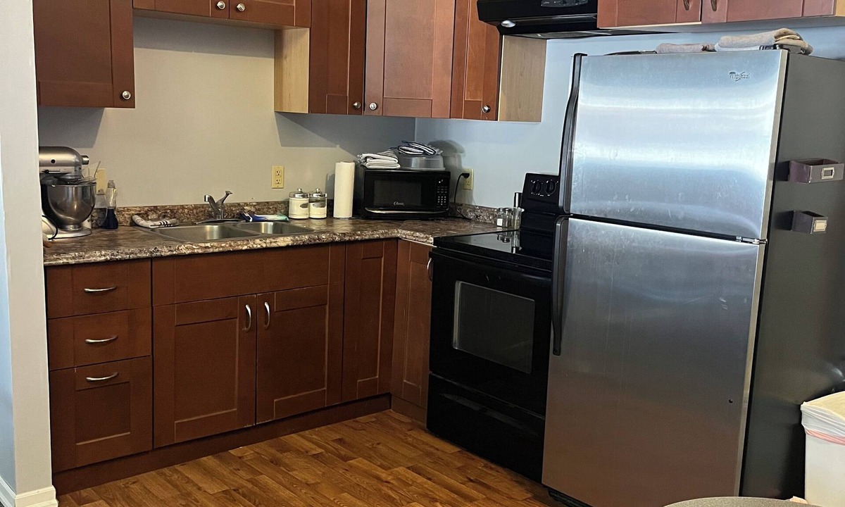 Saskatchewan Cabin | Lovely lodge with WiFi in Sled Lake - 6 bedrooms