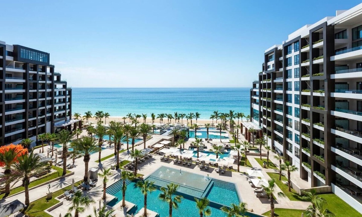 Cabo San Lucas Resort | Luxury 2 Bedroom Oceanfront Suite at Garza Blanca Resort & Spa, Los Cabos