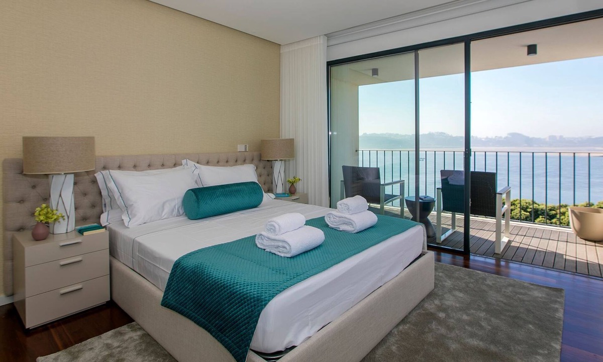 Lordelo do Ouro e Massarelos Apartment | Luxury 2BR Duplex in Foz Porto by LovelyStay
