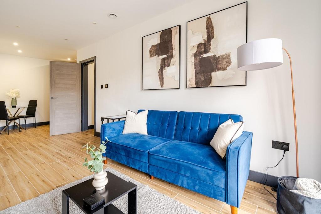 Borehamwood Apartment | Luxury Apartment Close to Elstree & Borehamwood Station