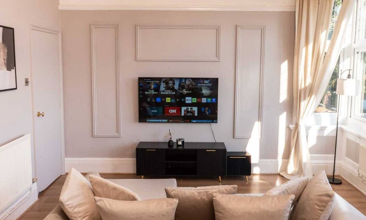 Oadby Apartment | Luxury Apartment in Leicester- Free Parking