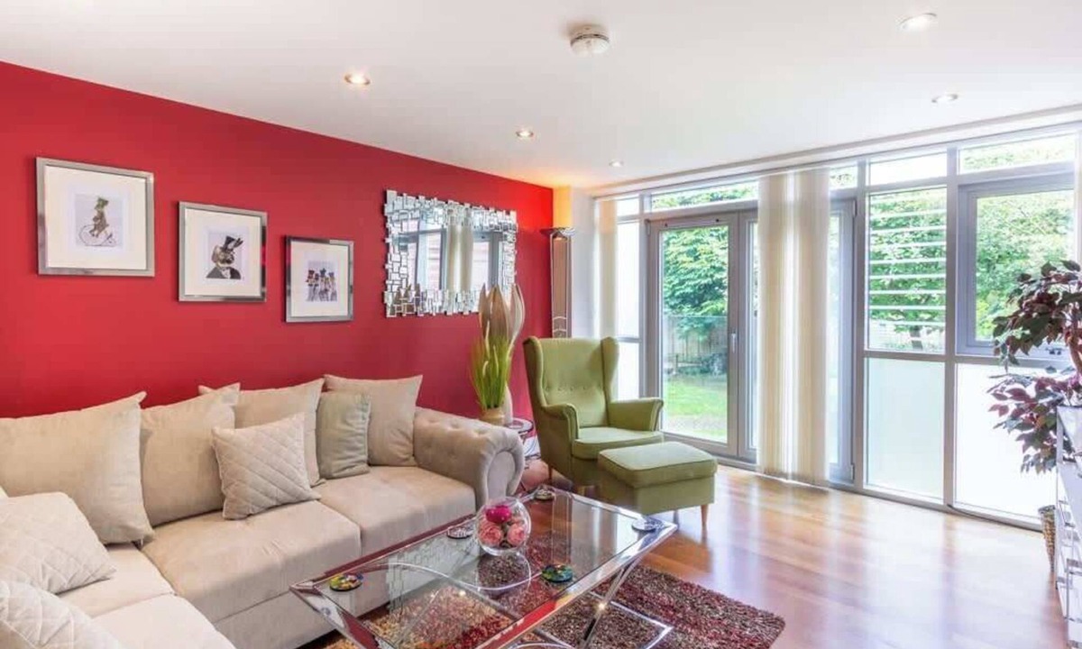 Hove House | Luxury at The Brunswick - Free Parking-4 bedrooms