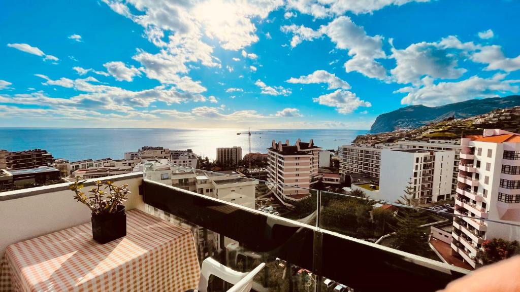 Sao Martinho Apartment | Madeira Ocean Suite 1
