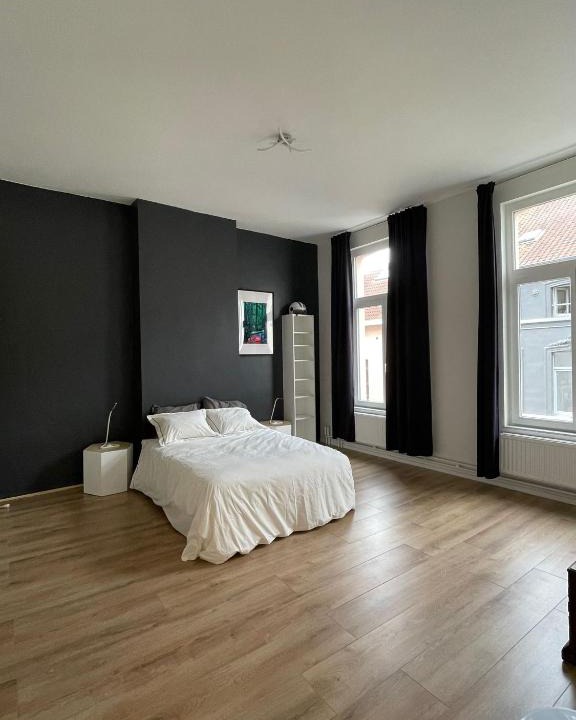Postel Apartment | Magnifique duplex situé place Flagey