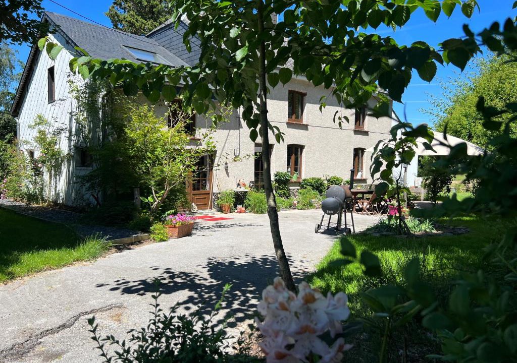 Leglise House | Maison d'hôtes Le Charme du Champs Claire