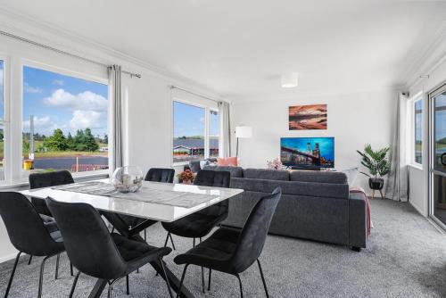 Maramarua House | Maramarua Views - 3-Bed Escape with Scenic Deck