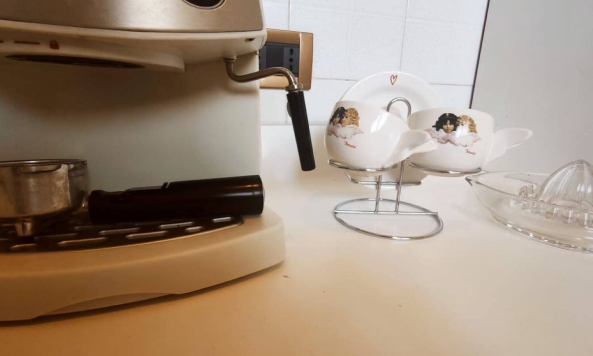Lorenteggio Apartment | Marina Home: one-bedroom apartment with breakfast in a serviced and safe area of Milan