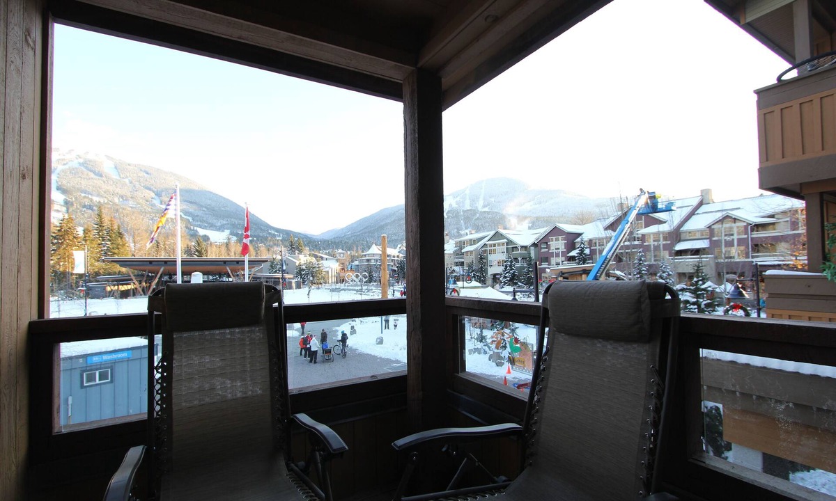 Village North Hotel | Marketplace Lodge by Whistler Retreats