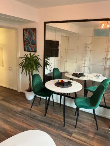 St. George's Apartment | Modern 1 bedroom near Camden