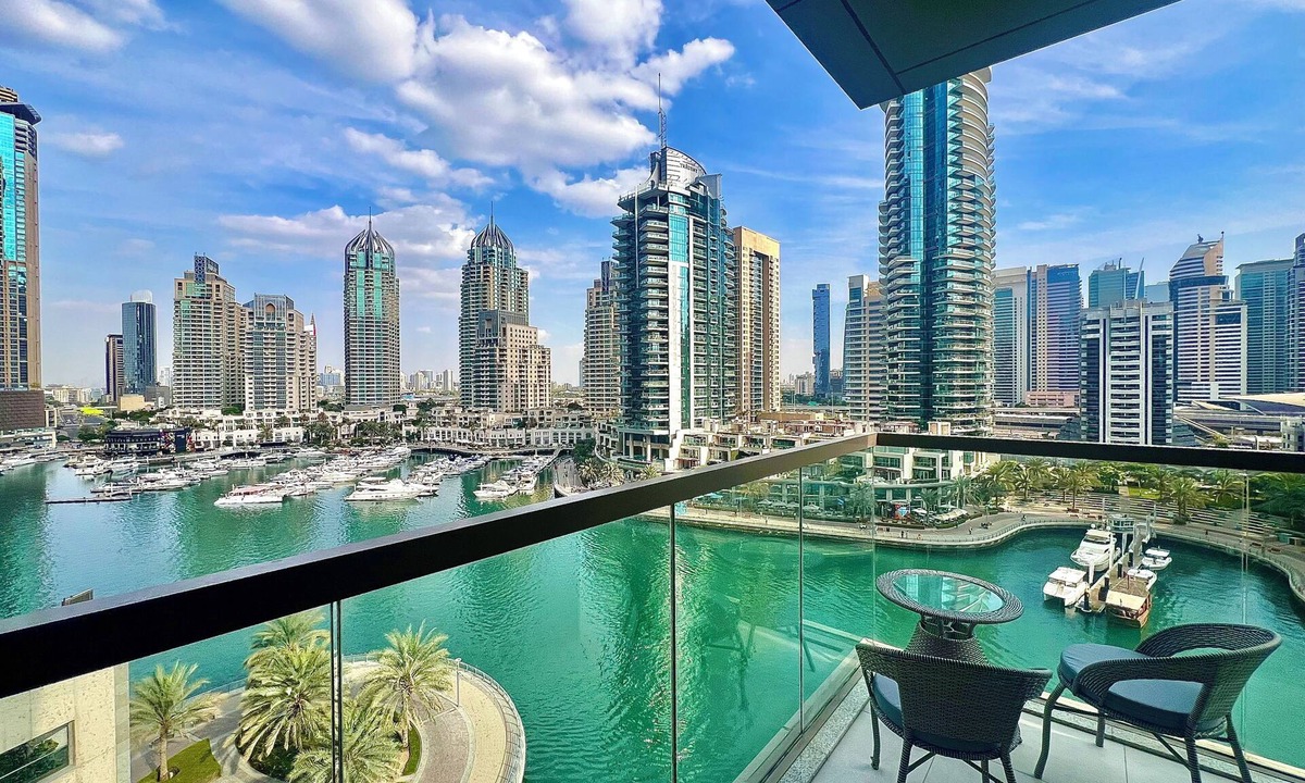 Dubai Marina Apartment | Modern 2 BR Apartment with stunning Marina Views