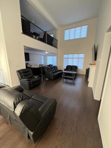 Carrying Place House | Modern Bay Vista Getaways