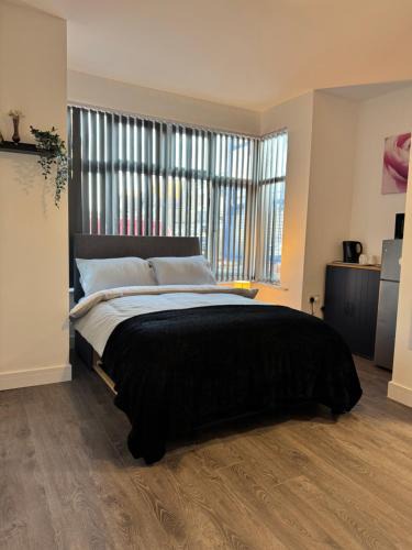 Luton House | Modern Ensuite Studio Rooms, Mansfield Road, Luton