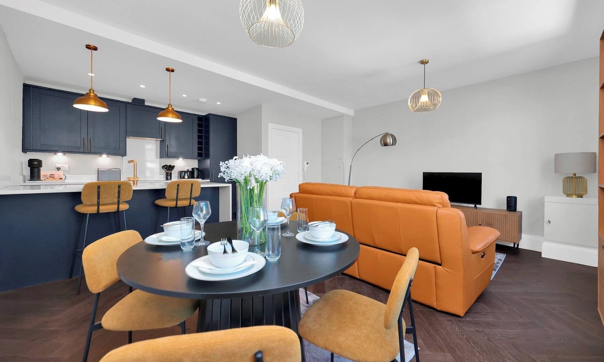 Leabridge Apartment | Modern Living in Trendy Clapton - Pass the Keys