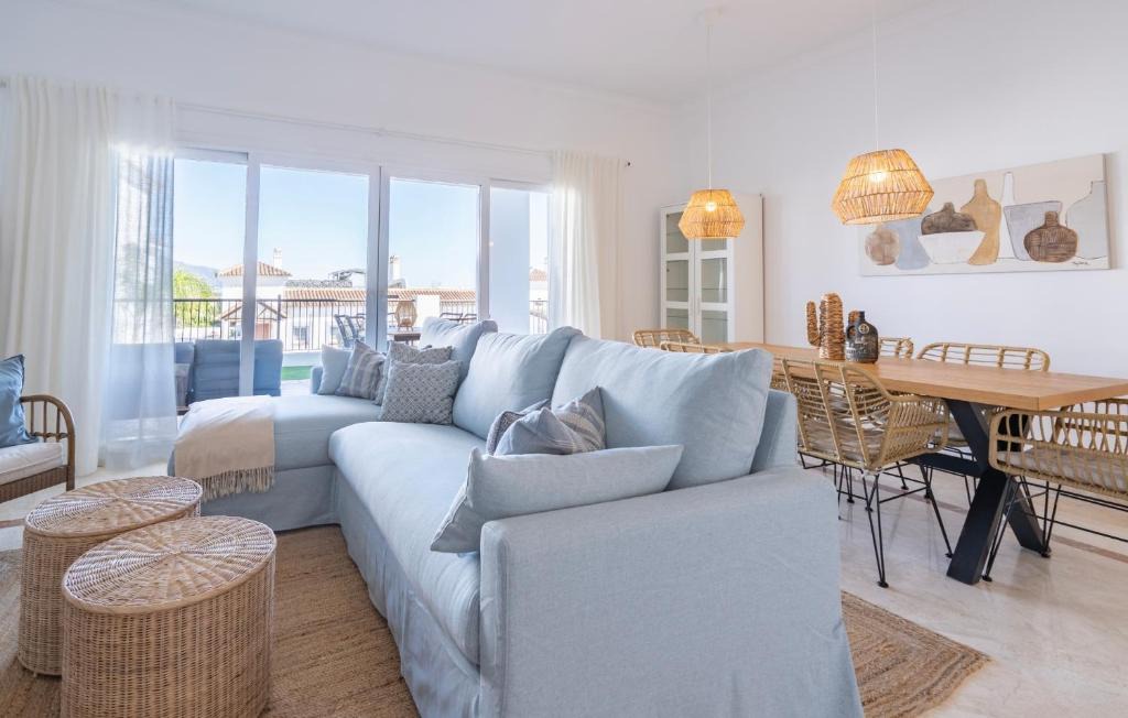 New Golden Mile Apartment | Modern Luxurious 3-Bedroom Residence with Resort Amenities