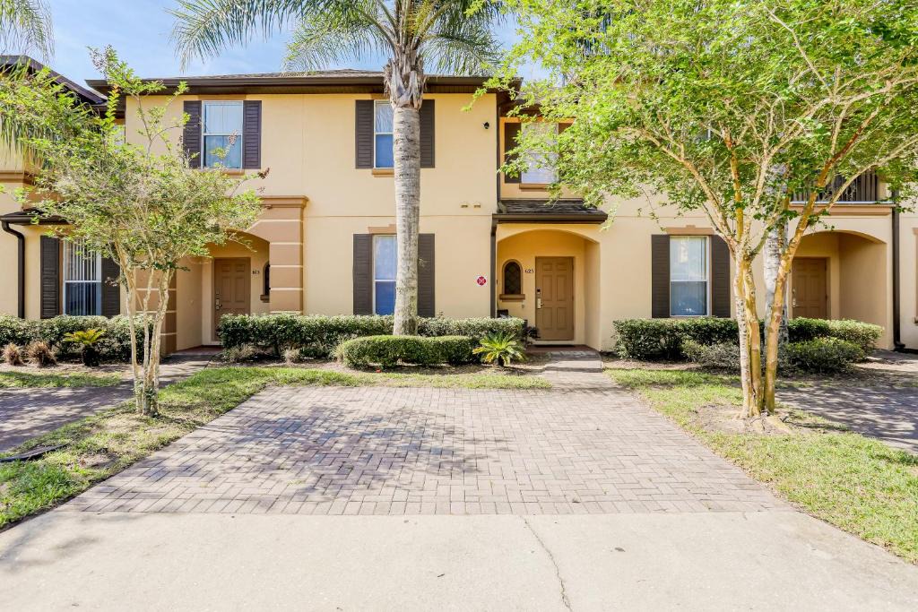 Regal Palms House | Modern Luxury at Regal Palms Resort