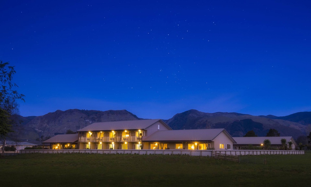 Takaka Hotel | Mohua Motels